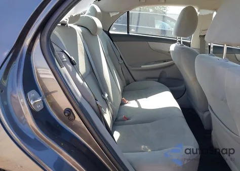 2013 Toyota Corolla Le z USA, uszkodzony, nr VIN 2T1BU4EE3DC059127